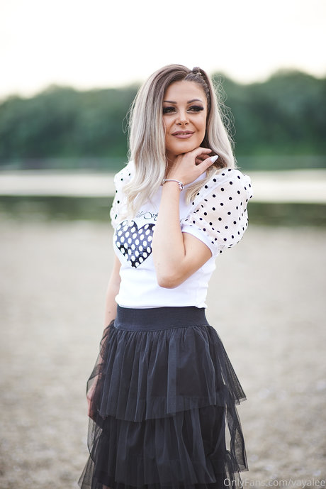 vaya jade セクシー女優 ギャラリー