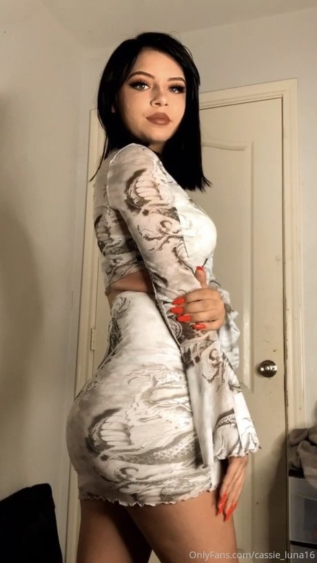 Cassie Luna ヌードモデル ギャラリー