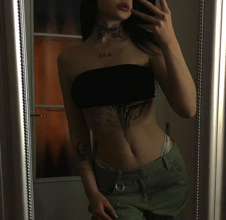 BBW 教師 OnlyFans パーフェクト 写真