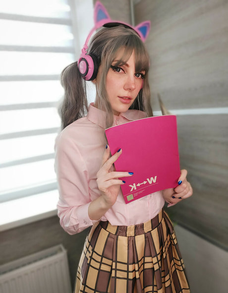 ブルネットのPOV OnlyFans アートヌード 写真