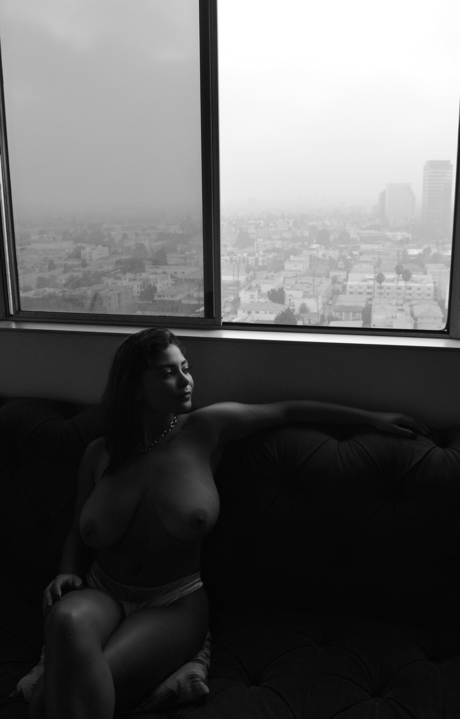 Heaven Sapphire Roque ヌードスター 写真