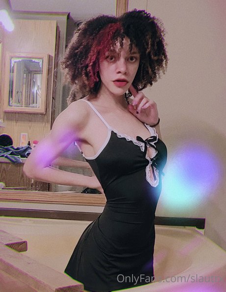 大きな黒い猫OnlyFans 可愛い 写真