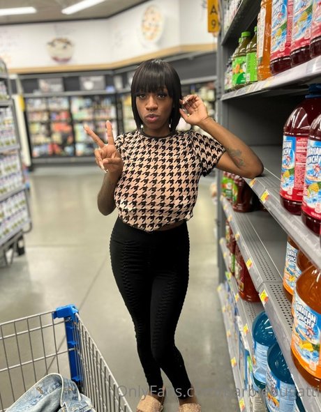 張りのあるおっぱいOnlyFans アート裸 アーカイブ