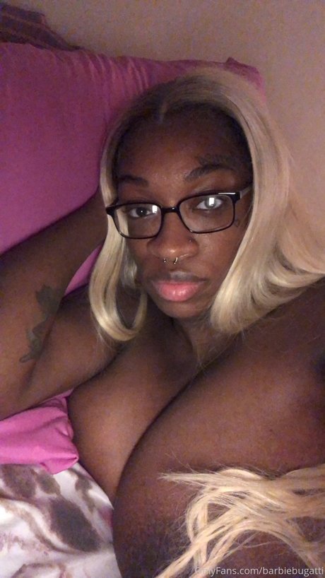 Barbie Bugatti_ 高品質のポルノスター ギャラリー