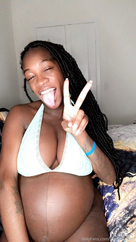 毛深いBBW OnlyFans 可愛い 画像