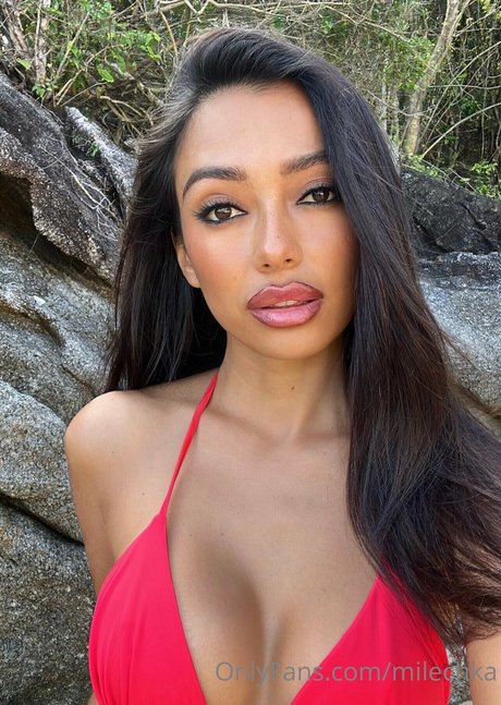 Milechka ポルノモデル ギャラリー