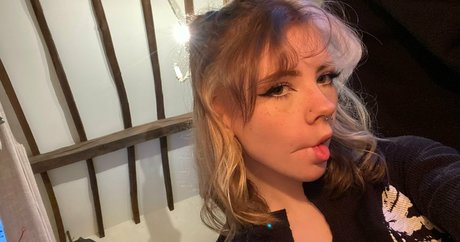 痩せたブロンドのOnlyFans アートxxx ギャラリー