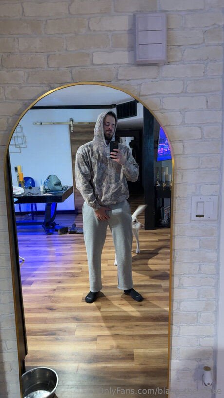 Blake Thesnake 裸モデル 写真