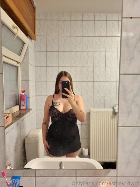 Ashley Dwm ポルノスター 高品質 画像