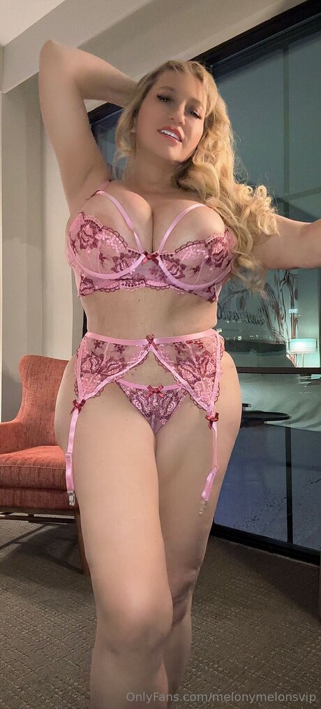 Melonymelonsvip ホットなモデル ギャラリー