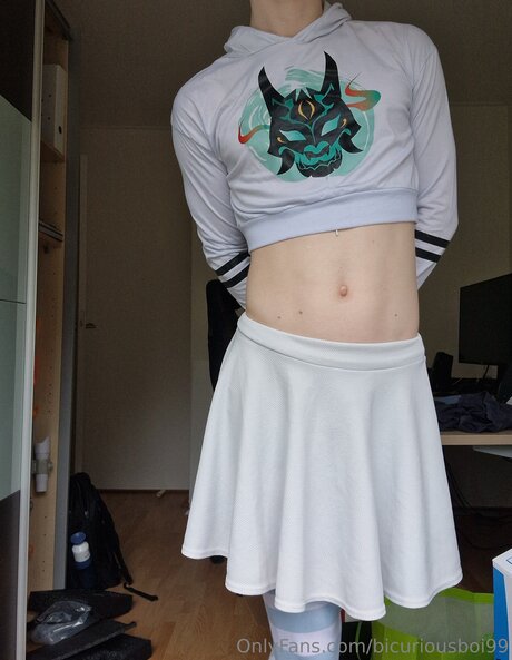 Bicuriousboi99 ポルノスター アダルト 写真