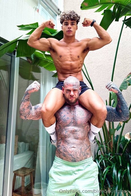 Blondekingfree profile image