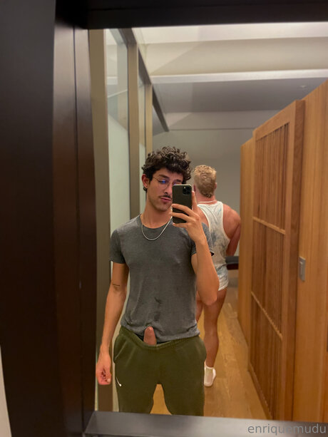 刑務所のOnlyFans 限定 画像