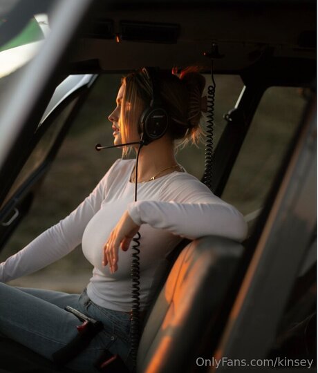 Officialkins ポルノスター エロティック 写真