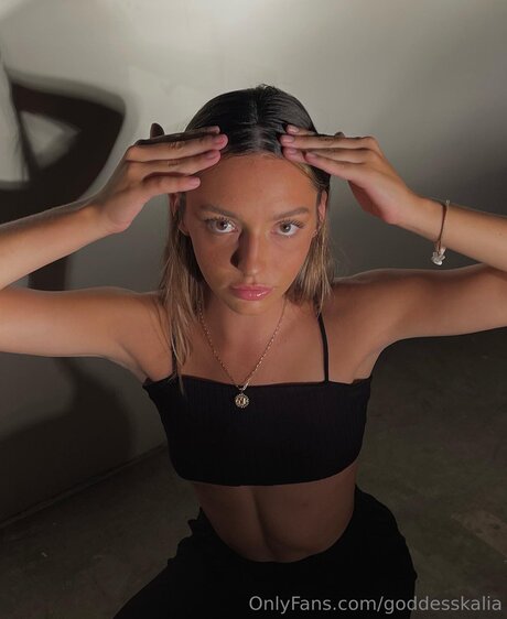 Goddesskalia ヌードモデル 写真