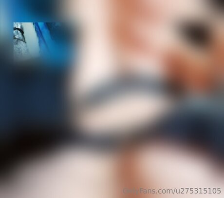 U275315105 女優 写真