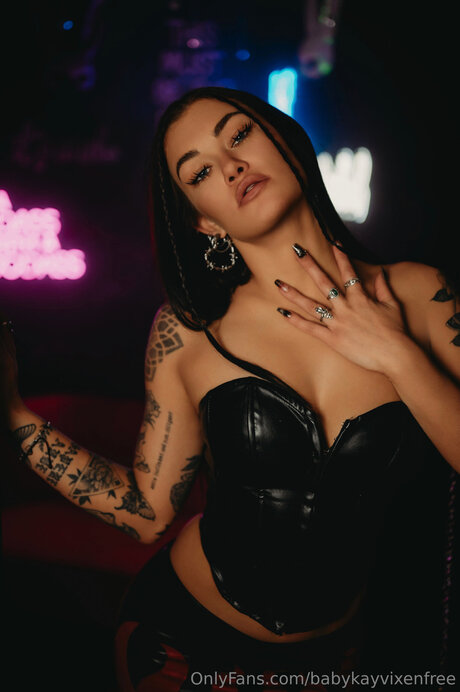 Babykayvixenfree ポルノスター xxx 画像