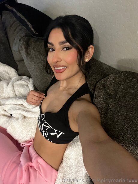 曲線美のティーンズOnlyFans トップ 画像