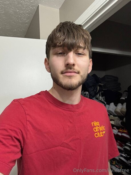 アジア人トゥインクOnlyFans アダルト 写真