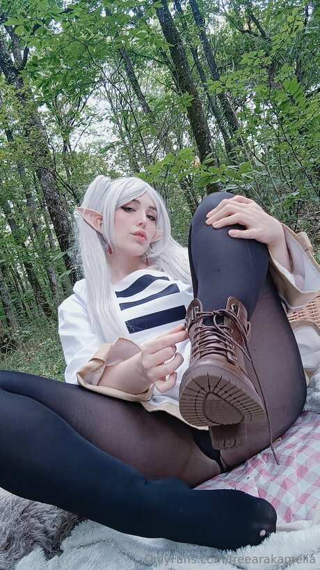 Freearakamelia 可愛いモデル アーカイブ