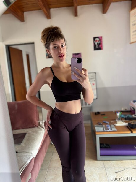 Lucicuttte 完璧なスター 画像