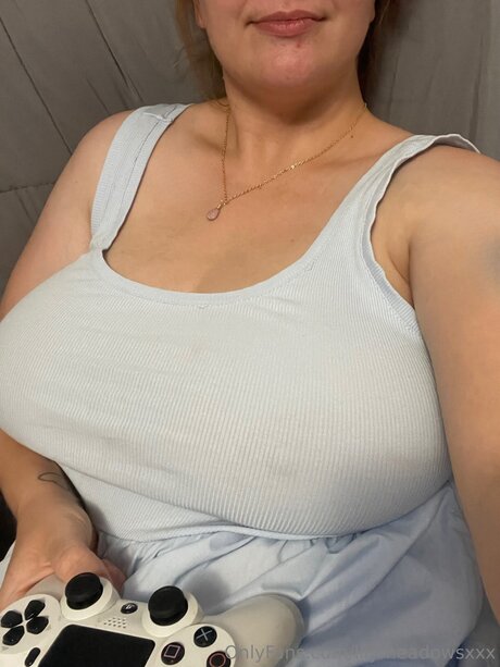 Lilymeadowsxxx 最高の女優 写真