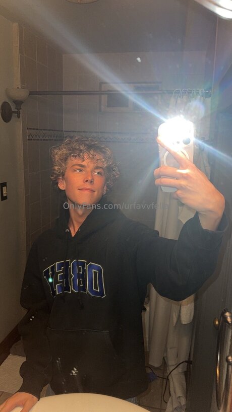 Urfavvfella 裸モデル 画像