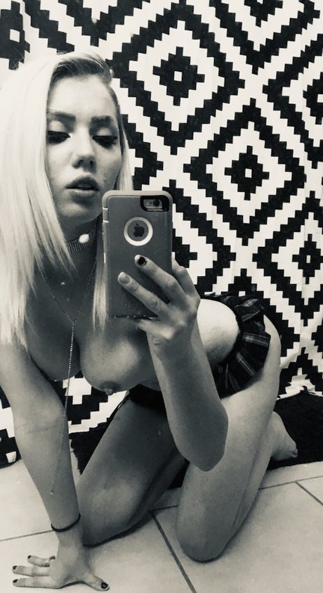 Bittersweet Temptation top profile image