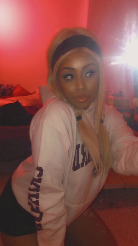 _Goddess Honey 777 裸の女優 画像