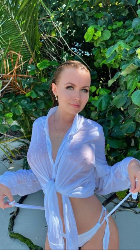 アジアの女性支配OnlyFans ホット裸 ギャラリー