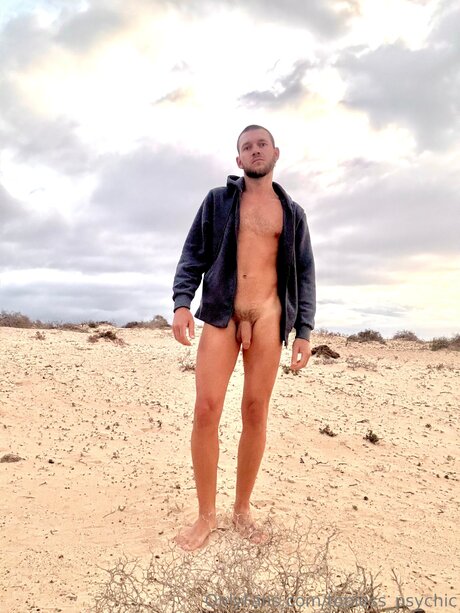 Topless Psychic XXXモデル 写真