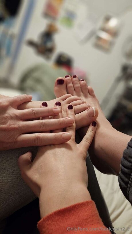 Harleysin2 0 ポルノスター 裸 写真