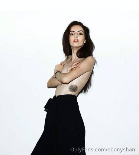 裸のプリンセスOnlyFans 可愛い 写真