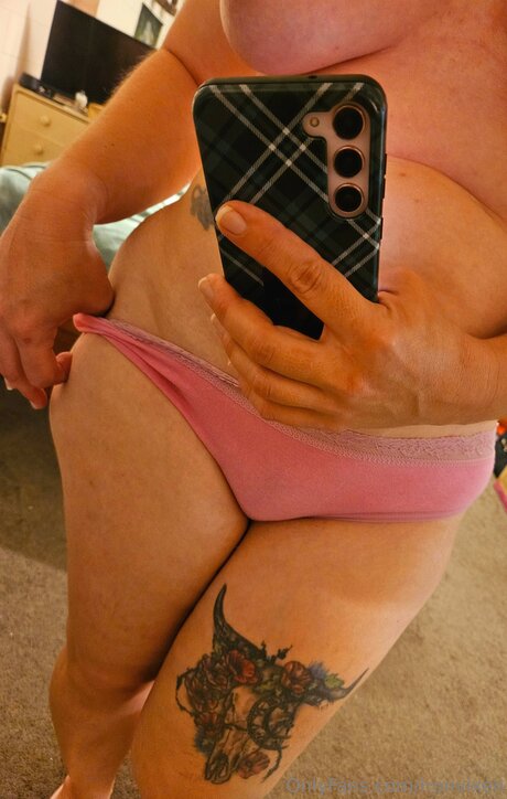 Ironvixen 高品質女優 写真