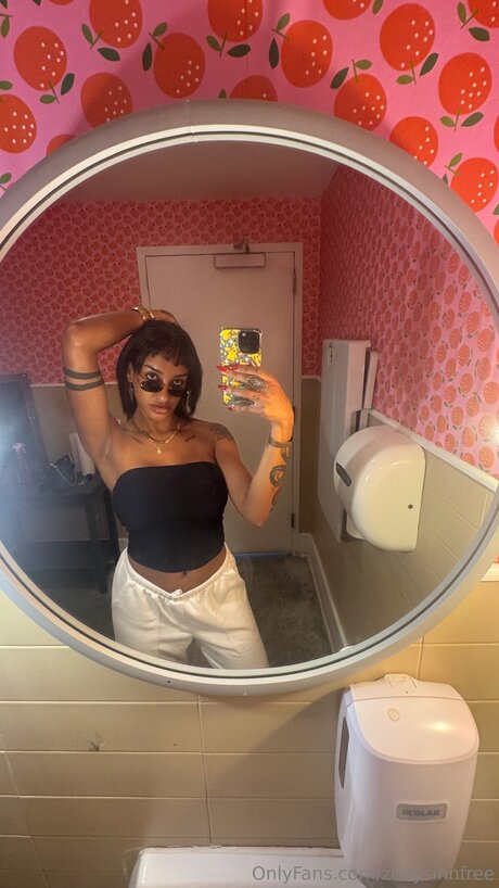 Zoeysinnfree ポルノスター ベスト ギャラリー