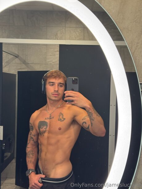 Jamesluckysz 最高のスター アーカイブ