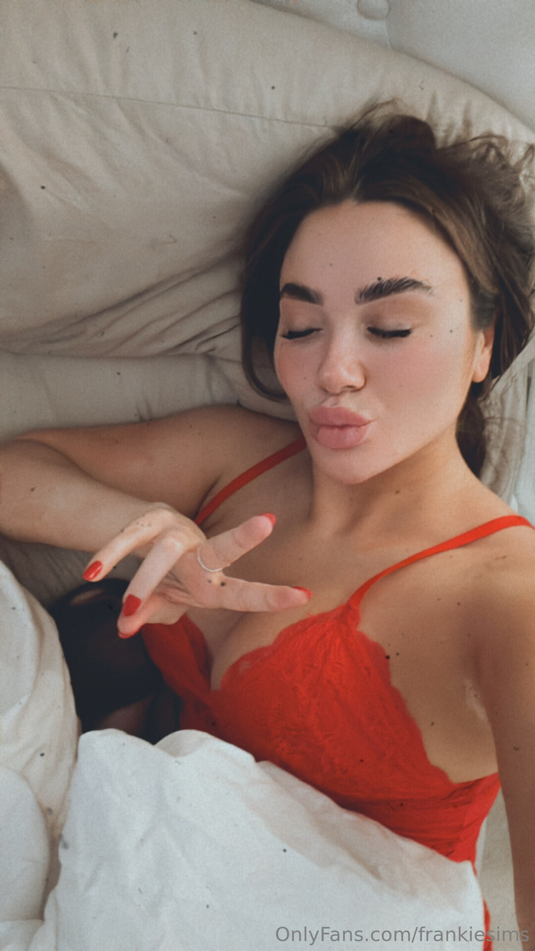 アジア人のタトゥー OnlyFans ホットヌード 写真