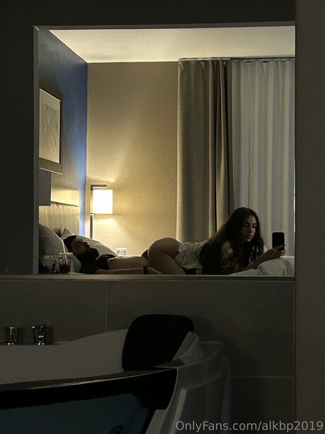 Alkbp2019 ポルノスター アダルト 写真