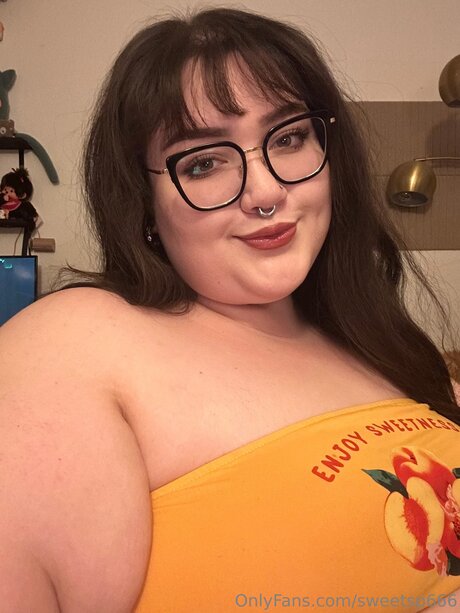 Sweetsp666 ヌード女優 ギャラリー