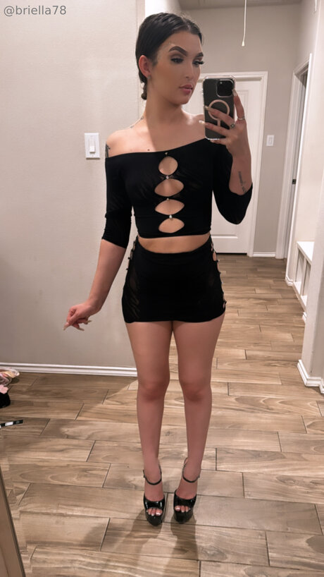 Sexybriellah 美しいスター 写真