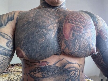 デカ尻ジーンズ OnlyFans 無料裸 ギャラリー