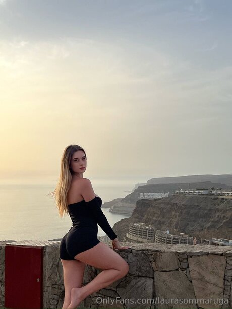 Laurasommaruga 高品質スター 写真