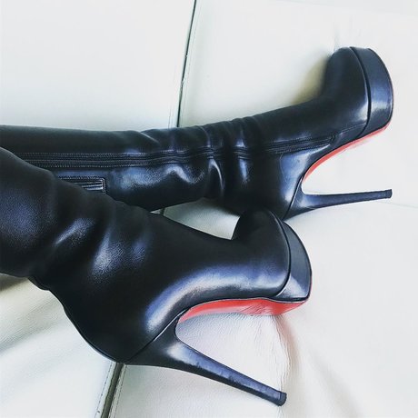 Lexi Sindel アートスター 写真