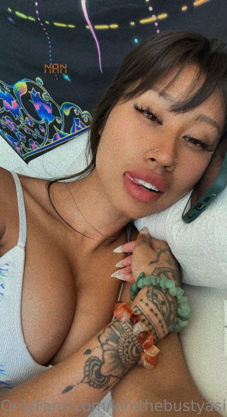 Kimmy Kums_ エロティック女優 ギャラリー