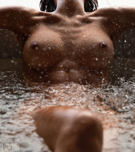 Alice Shilamka_ 美しいモデル 画像