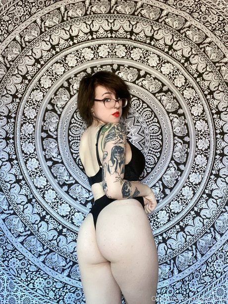 そばかすOnlyFans セクシー ギャラリー