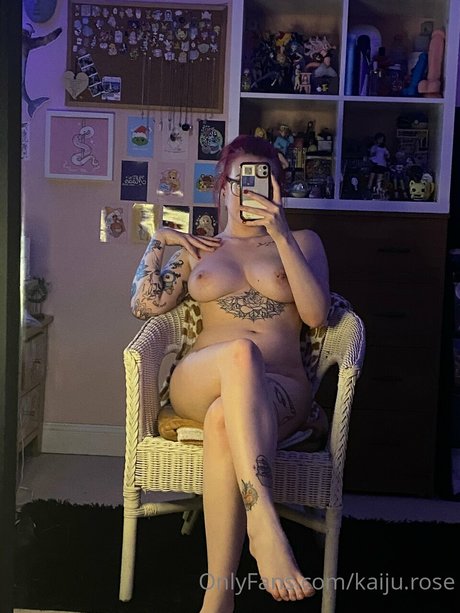Kaiju rose ポルノスター エロティック ギャラリー