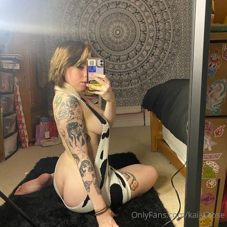 Kaiju rose 最高のモデル アーカイブ