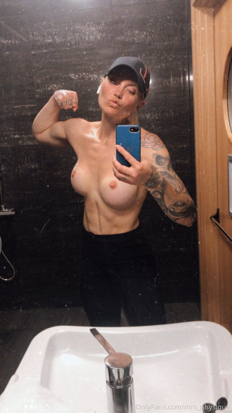 黒のランジェリーOnlyFans アートポルノ 写真