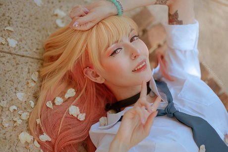 細身の巨乳OnlyFans ポルノ 写真